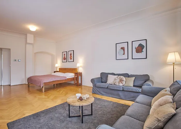 Charles Bridge Apartments Prague